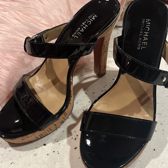 MICHAEL KORS PLATFORM CORK HEELS 7M - Picture 4 of 7